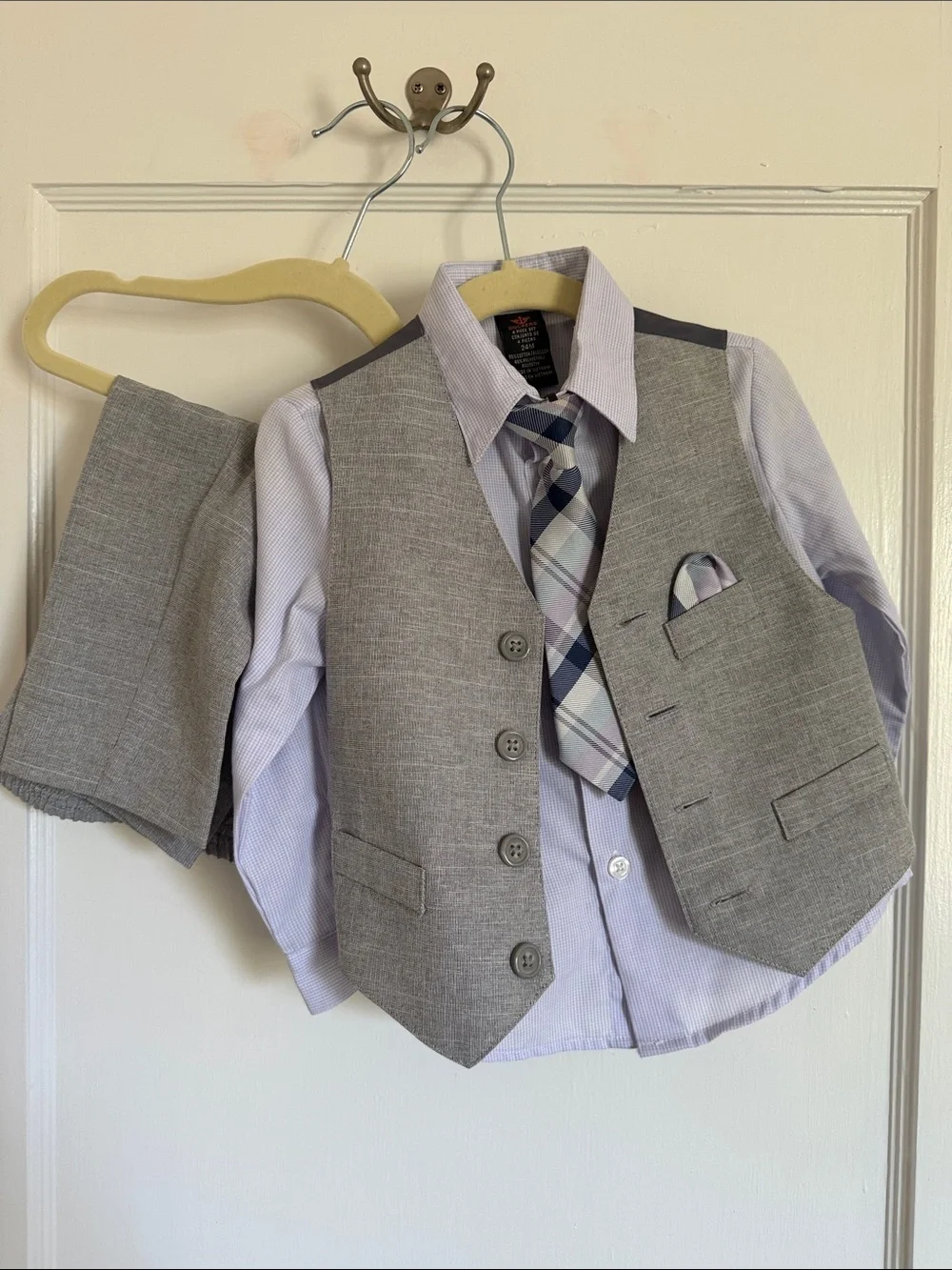 Dockers 24M Boys Gray Suit Vest Set with Plaid Tie and Pocket Square